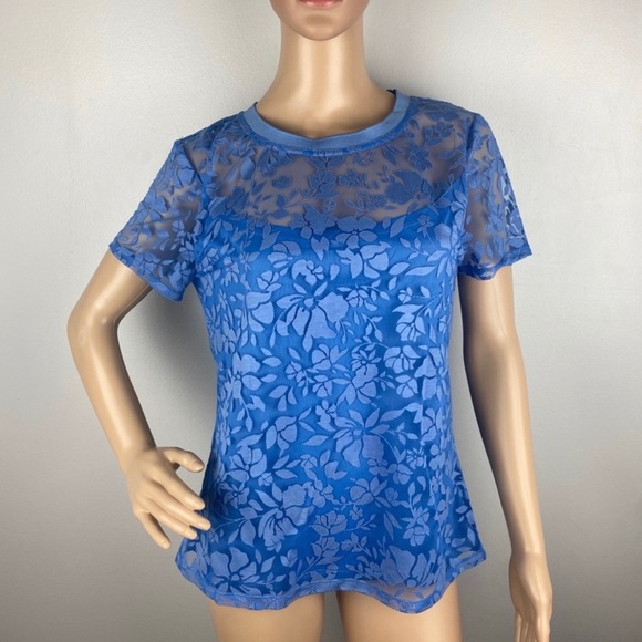 NEW LAUNDRY BY SHELLI SEGAL BLUE FLORAL SHORT SLEEVE TOP - Picture 2 of 5